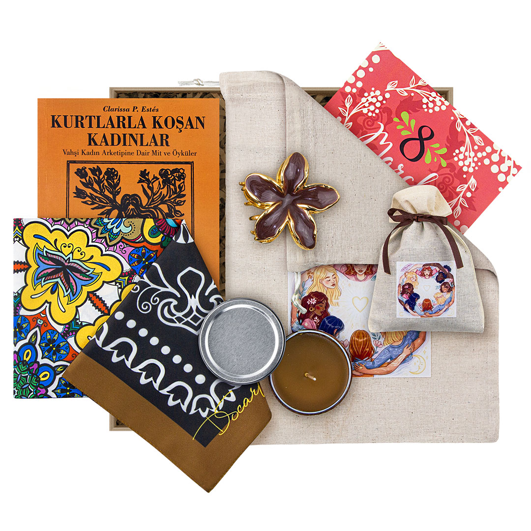 Troy_Kadinlar_Gunu_Hediye_Kutusu2038.jpg Güçlü Kadınların Günü Hediye Kutusu - Görsel 1